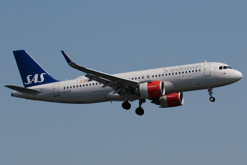 EI-SIA180512ARN.jpg