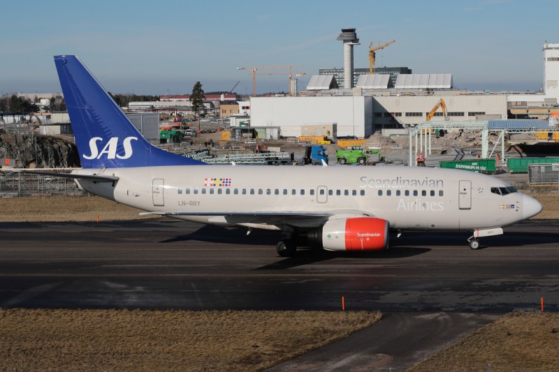 LN-RRY170428ARN.jpg