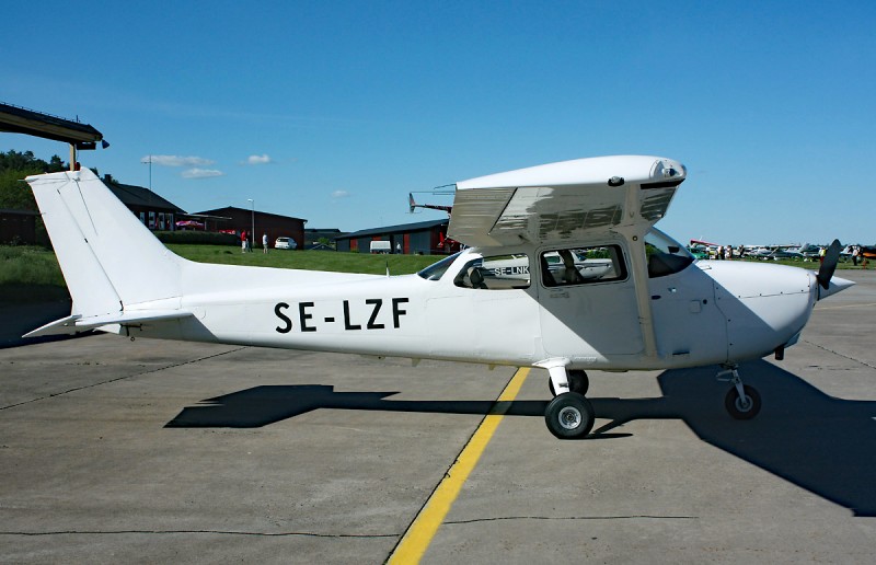 SE-LZF (30.05.09).JPG