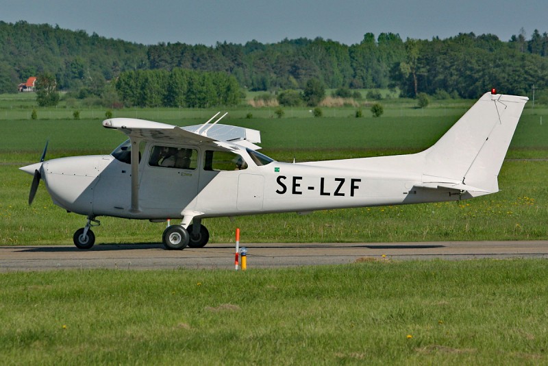 SE-LZF (30.05.10).jpg