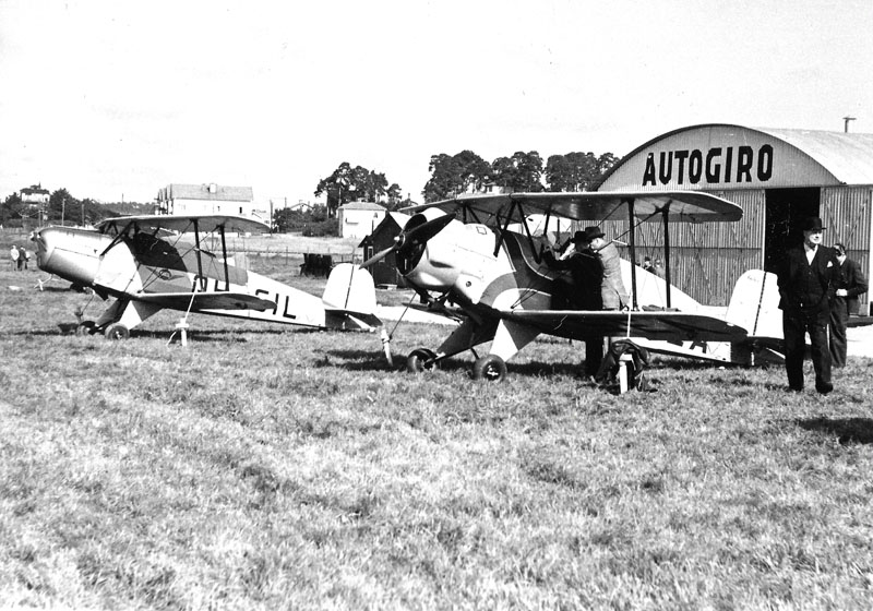 Autogiro hangar, OH-SIL och OH-SEA via Ilpo Ojanperä collection.jpg