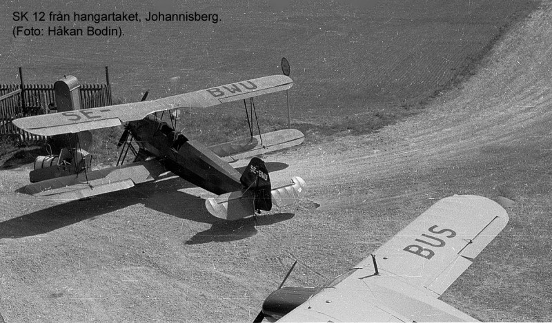 SK 12 från hangartak Johannisberg.jpg