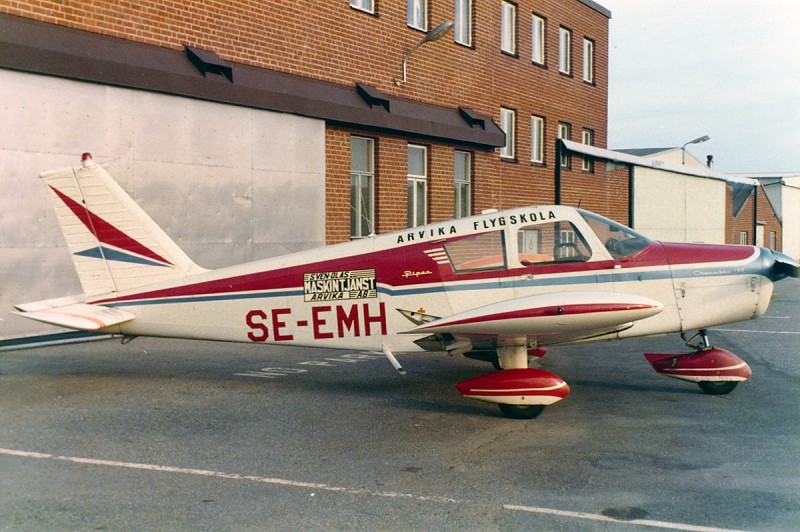 SE-EMH ( 26.10.75).jpg