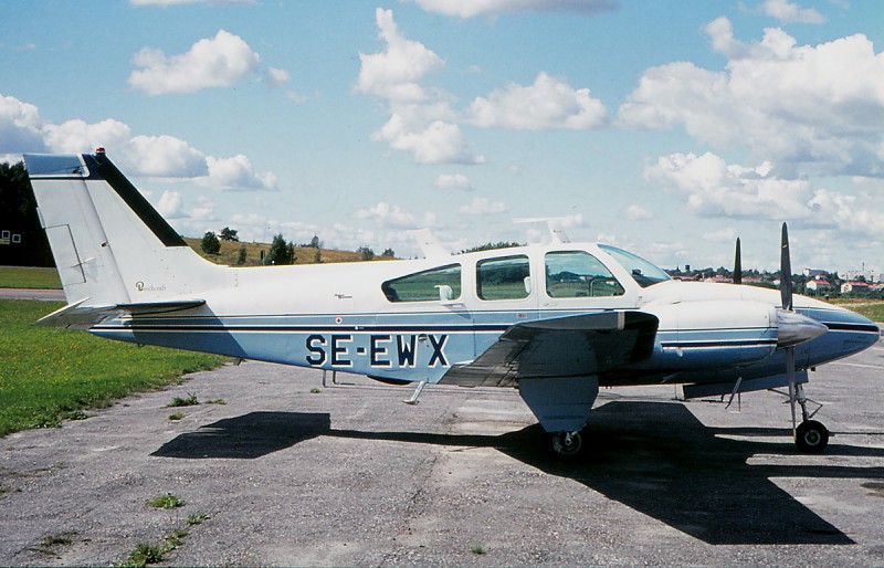 SE-EWX (12.08.72).jpg