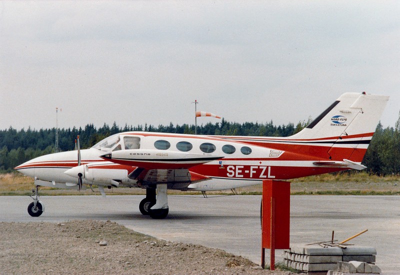 SE-FZL (12.08.82).jpg