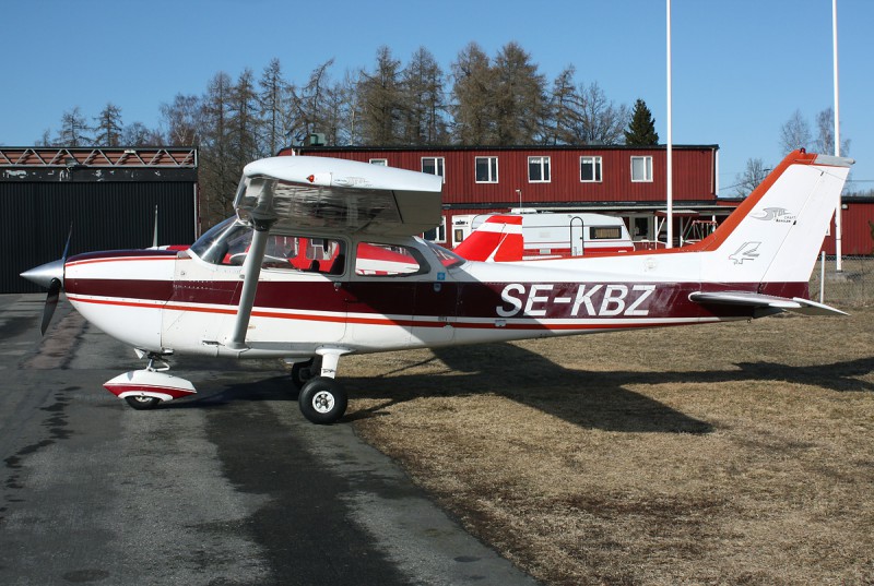 SE-KBZ (10.03.12).jpg